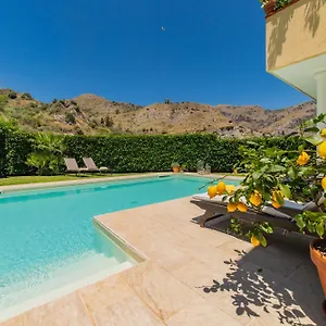 https://villa-almond.sicilyhotelsitaly.net